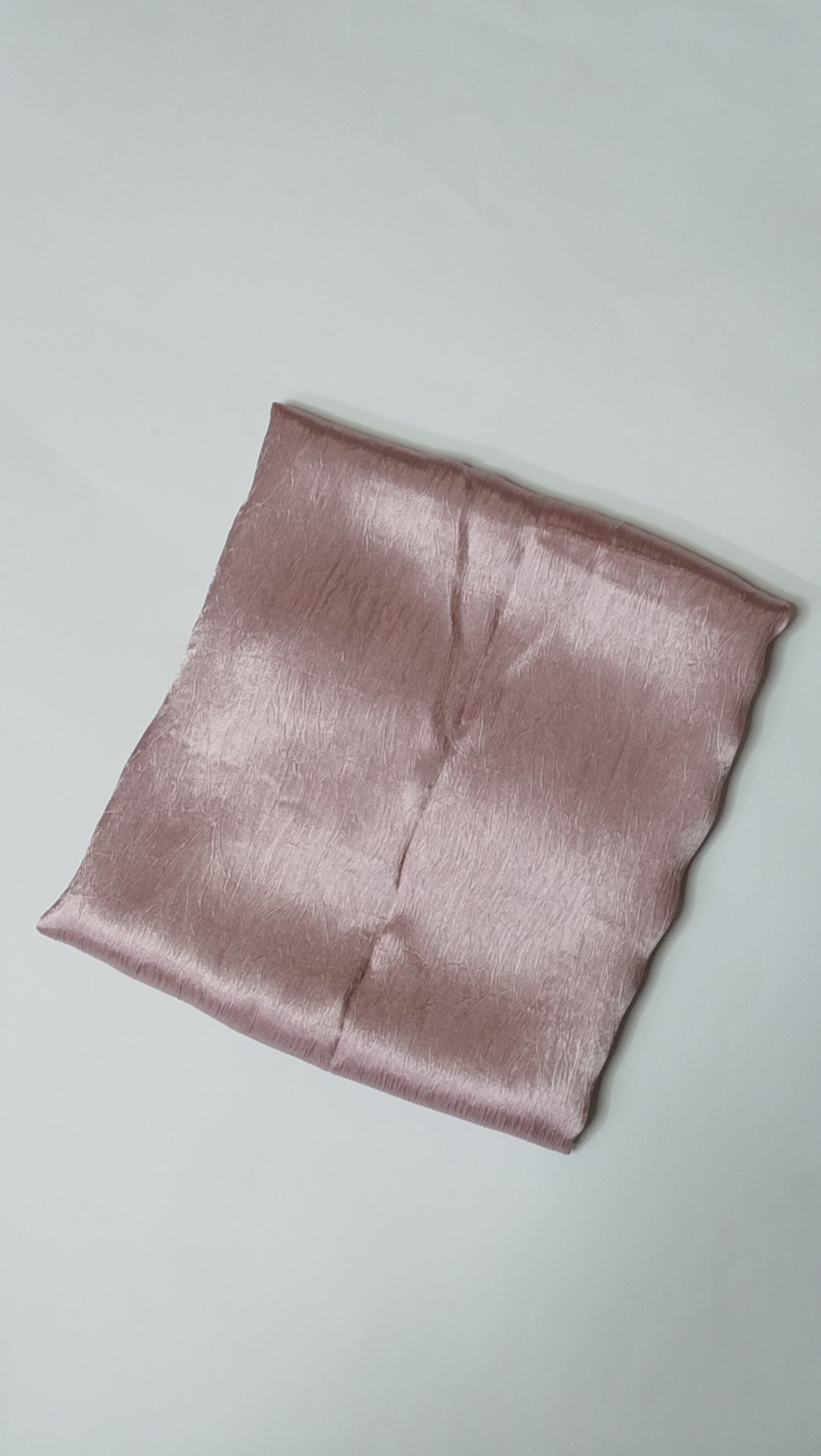 Soft Mauve: Crinkle Silk Hijab