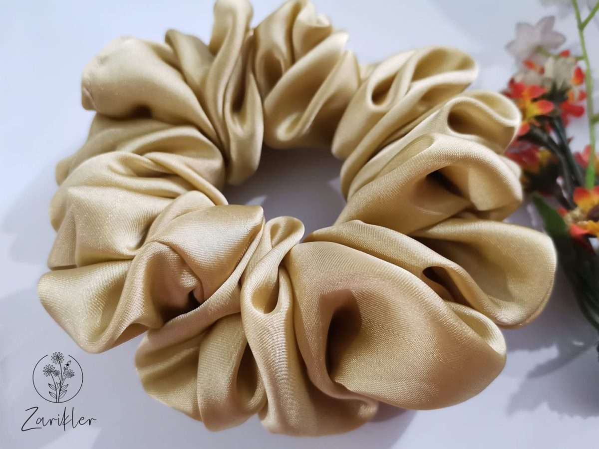 Golden Medium - Silk Scrunchie