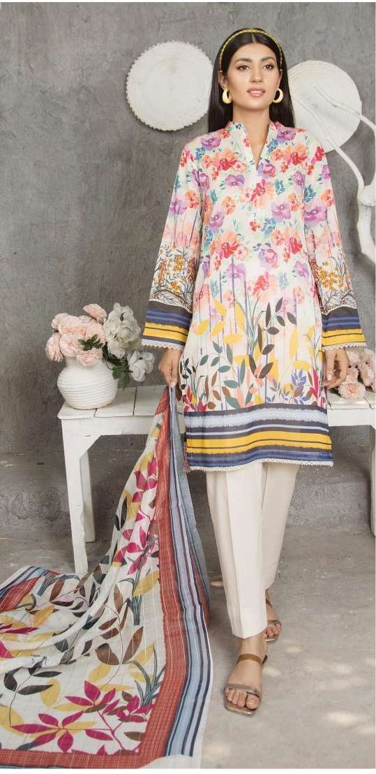 MJ Farooq Textiles-3PC Printed Lawn Suit With Zari Stripe Dupatta- MPOP