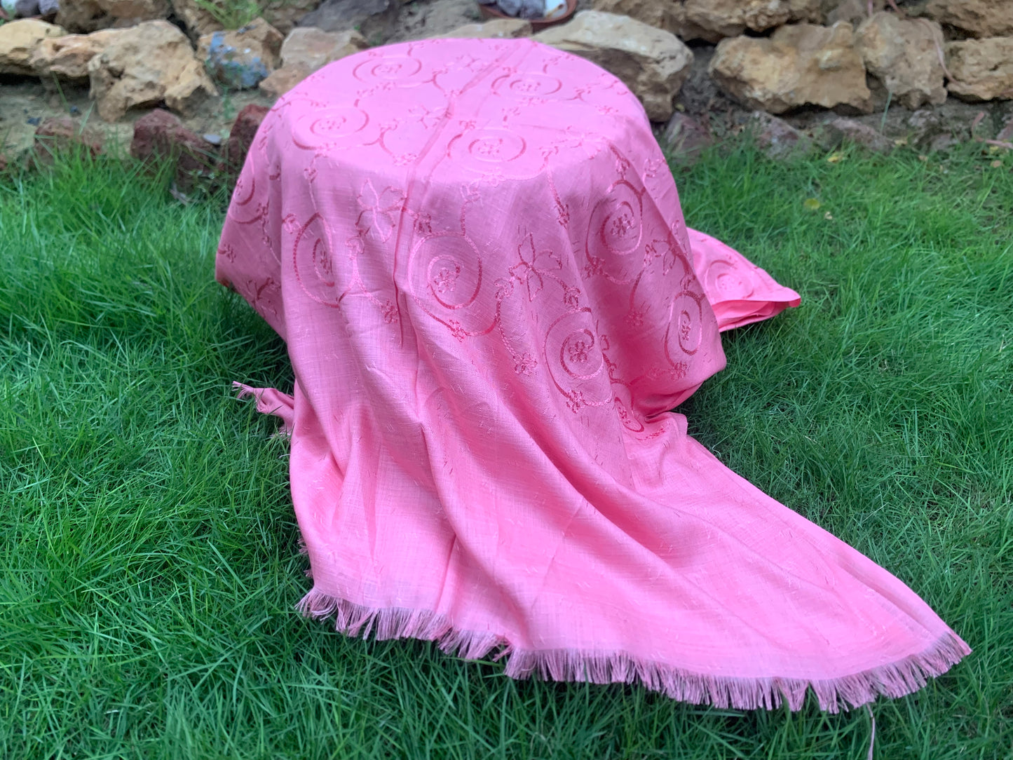 Embroidered Lawn Hijab - Pastel Pink