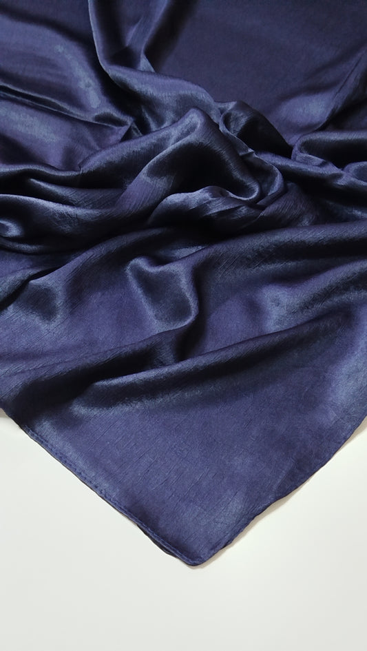 Navy Blue: Crinkle Silk Hijab